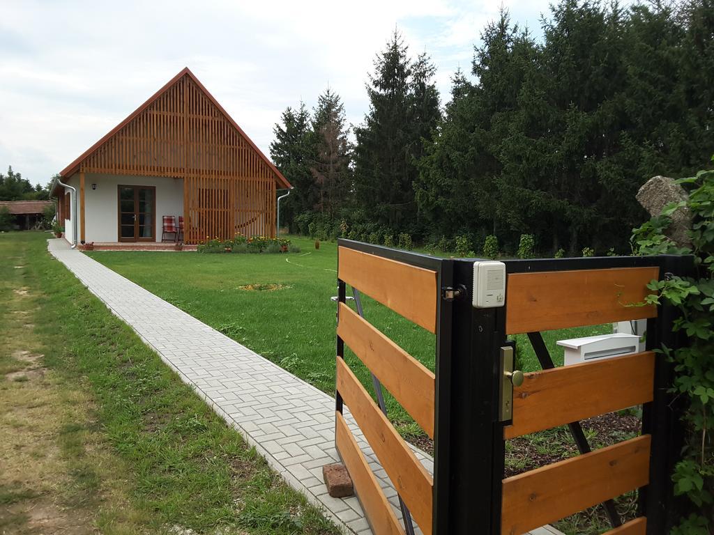 Malomko Apartman Zsira Bagian luar foto
